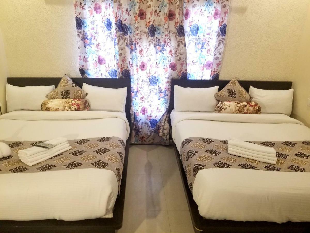Hotel Krishna'S Near Golden Temple Амритсар Экстерьер фото