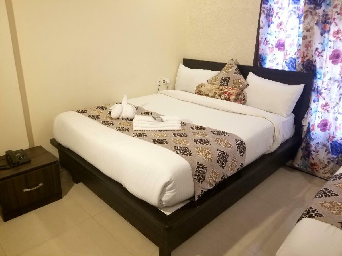 Hotel Krishna'S Near Golden Temple Амритсар Экстерьер фото